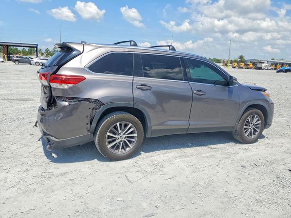 2019 TOYOTA HIGHLANDER