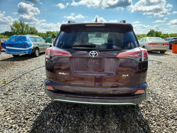 2018 TOYOTA RAV4 Adventure/XLE