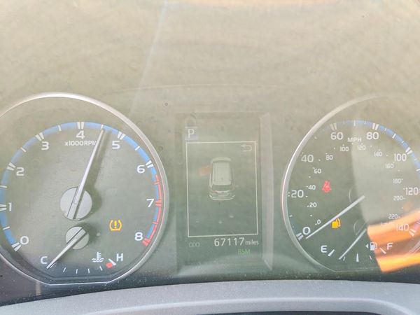 2018 TOYOTA RAV4 Adventure/XLE