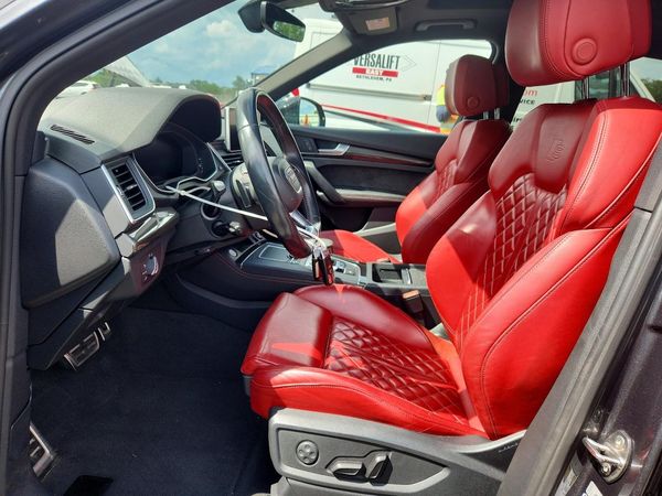 2019 AUDI SQ5 quattro Premium Plus