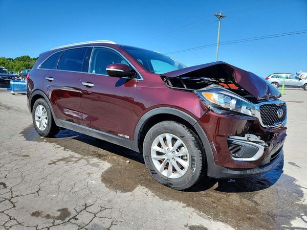 2018 KIA SORENTO L, LX