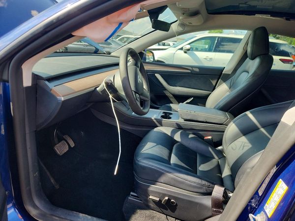 2025 TESLA MODEL Y — DENT