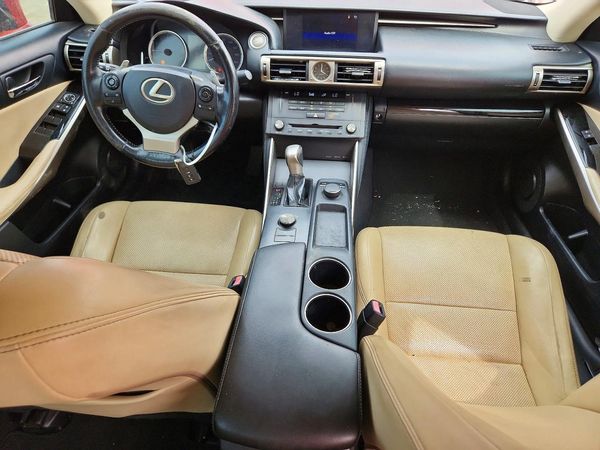 2016 LEXUS IS