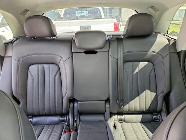2019 AUDI Q5 quattro Premium