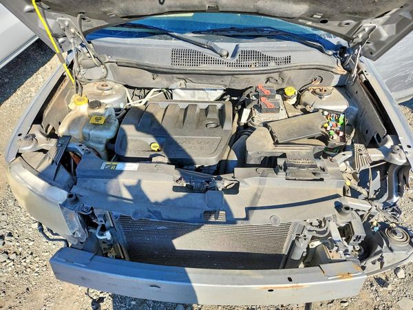 2016 JEEP COMPASS Sport — Engine bay