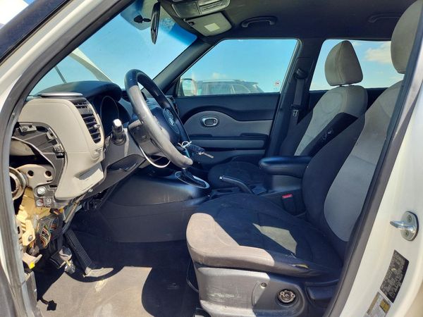 2015 KIA SOUL GL(Middle-low grade)