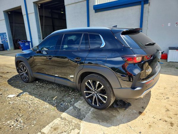 2023 MAZDA CX-50 Premium Plus Package