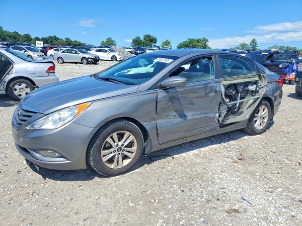 2013 HYUNDAI SONATA GLS/ GLS Popular
