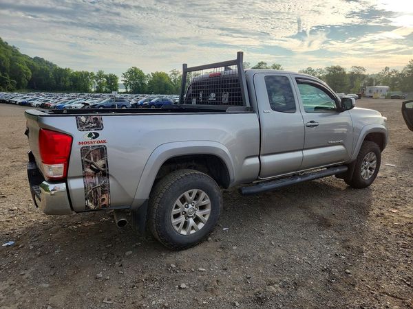2016 TOYOTA TACOMA SR/SR5