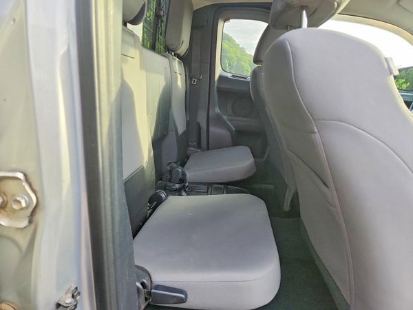 2016 TOYOTA TACOMA SR/SR5