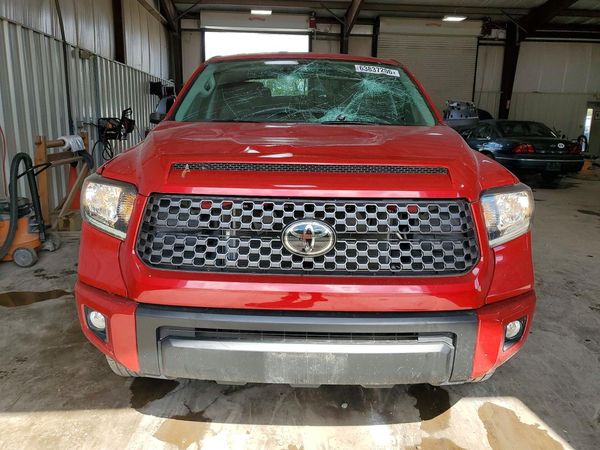 2020 TOYOTA TUNDRA SR5 Grade