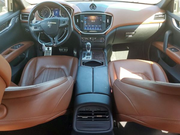 2016 MASERATI GHIBLI