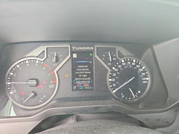 2024 TOYOTA TUNDRA SR5