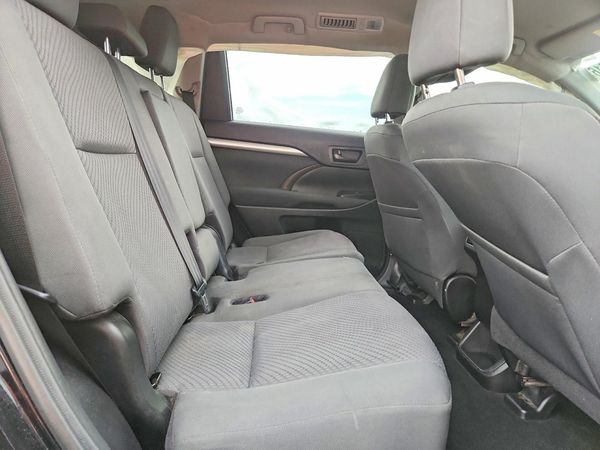 2019 TOYOTA HIGHLANDER LE/LE Plus