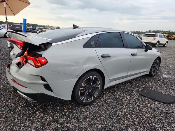 2021 KIA K5