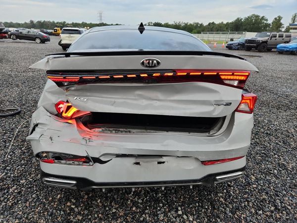 2021 KIA K5