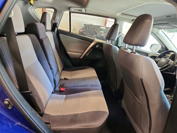 2014 TOYOTA RAV4 Sports