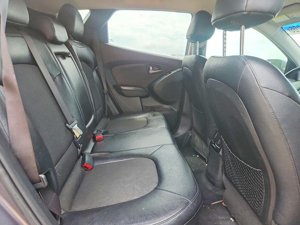2015 HYUNDAI TUCSON