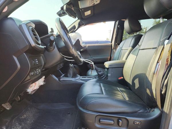 2020 TOYOTA TACOMA SR5