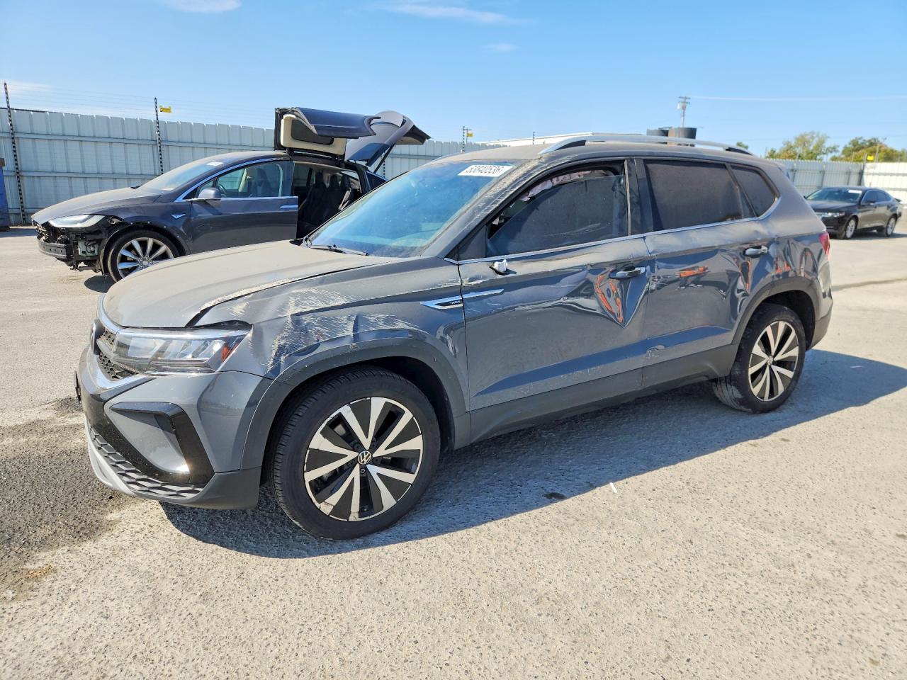 2022 VOLKSWAGEN TAOS