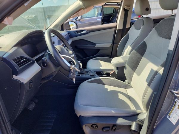 2022 VOLKSWAGEN TAOS