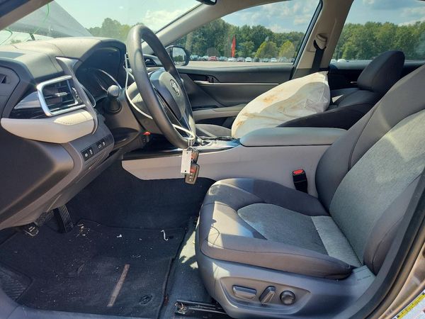 2018 TOYOTA CAMRY L/LE/SE/XLE — DENT