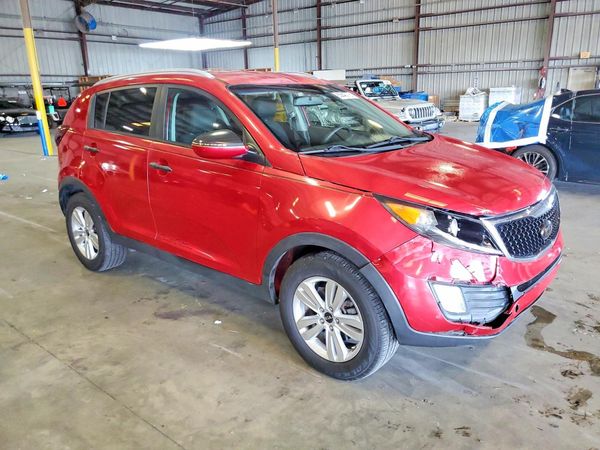 2015 KIA SPORTAGE GL - Middle-low