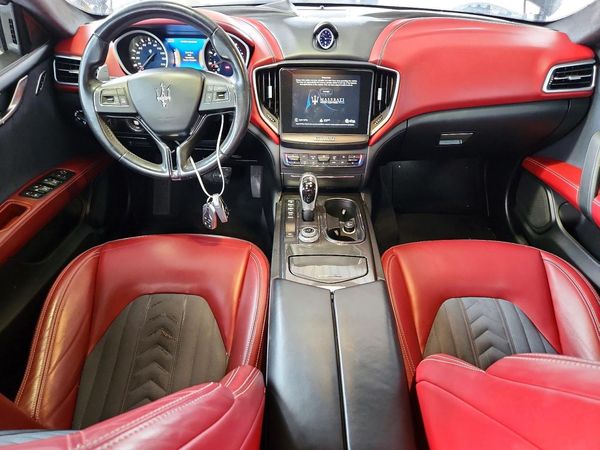 2018 MASERATI GHIBLI Luxury — CKPT