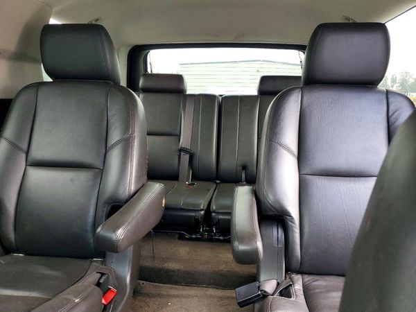 2013 CADILLAC ESCALADE Luxury
