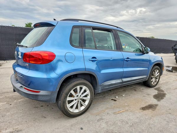 2017 VOLKSWAGEN TIGUAN