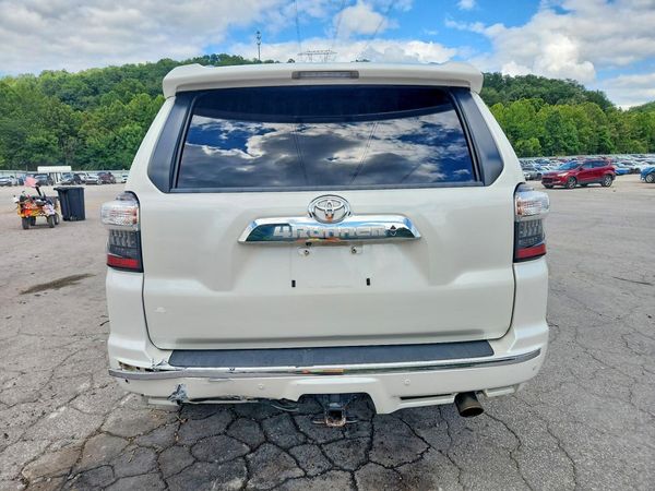 2018 TOYOTA 4RUNNER