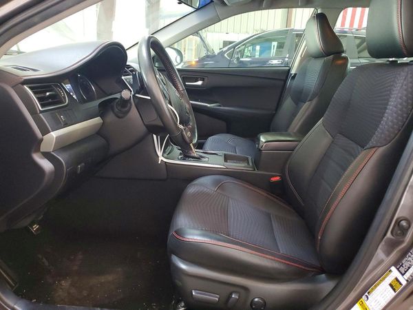 2015 TOYOTA CAMRY