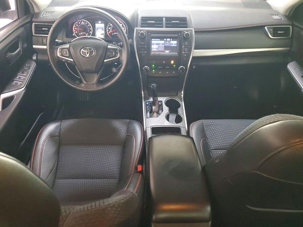 2015 TOYOTA CAMRY