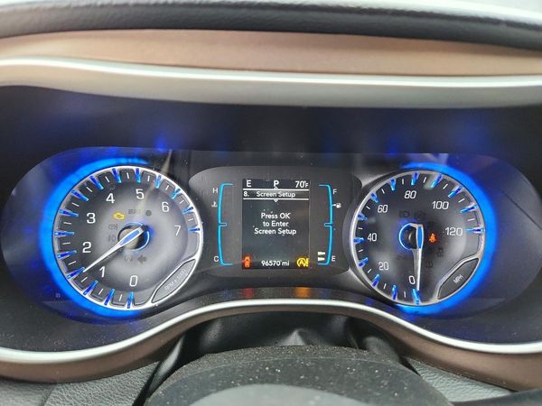 2017 CHRYSLER PACIFICA Touring L