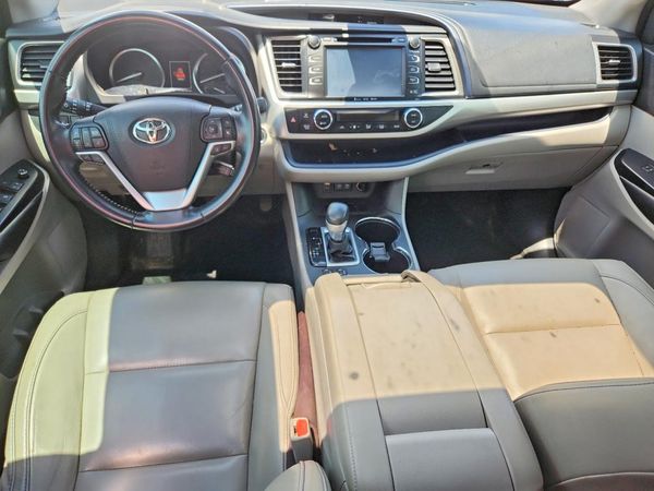 2018 TOYOTA HIGHLANDER SE/XLE