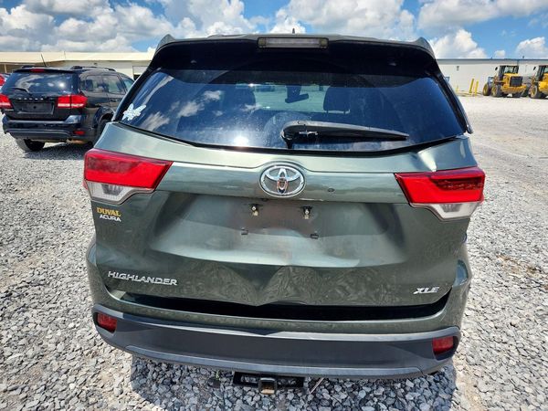 2018 TOYOTA HIGHLANDER SE/XLE