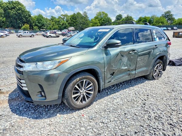 2018 TOYOTA HIGHLANDER SE/XLE