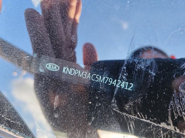 2021 KIA SPORTAGE LX — VINS