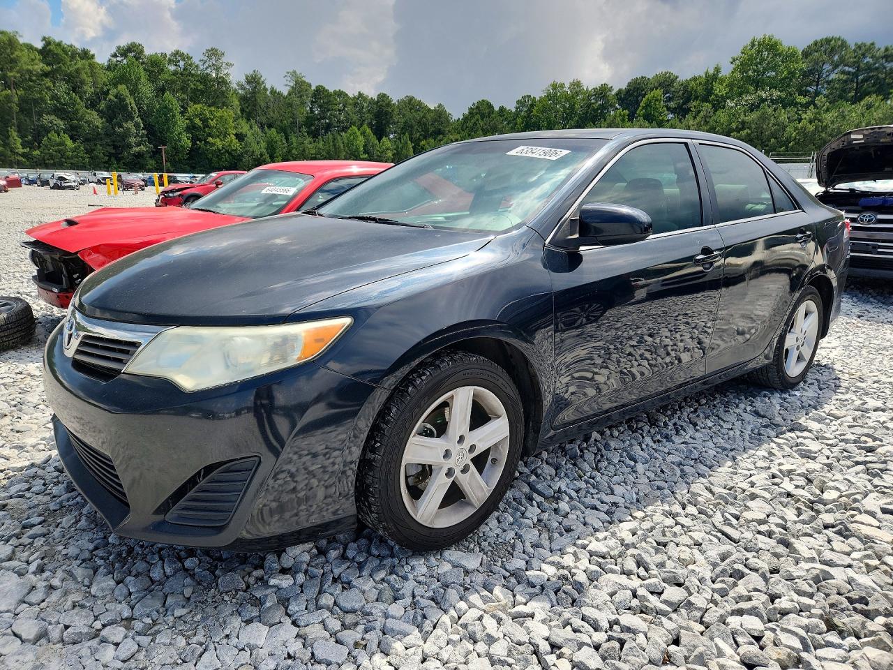 2014 TOYOTA CAMRY