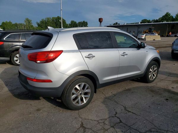 2015 KIA SPORTAGE GL - Middle-low