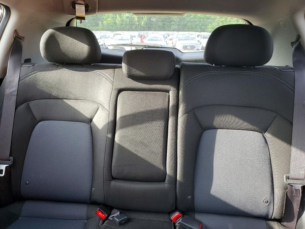 2015 KIA SPORTAGE GL - Middle-low