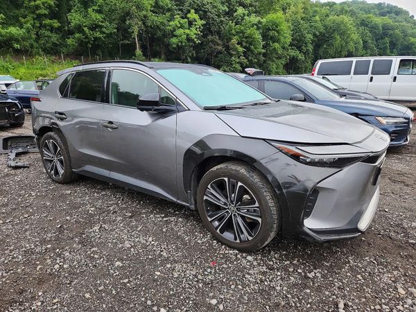 2023 TOYOTA BZ4X