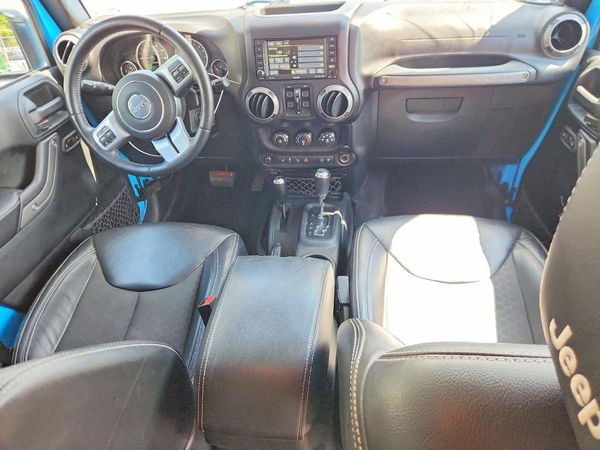 2017 JEEP WRANGLER UNLIMITED SPORT 4X4