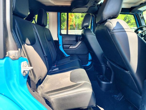 2017 JEEP WRANGLER UNLIMITED SPORT 4X4