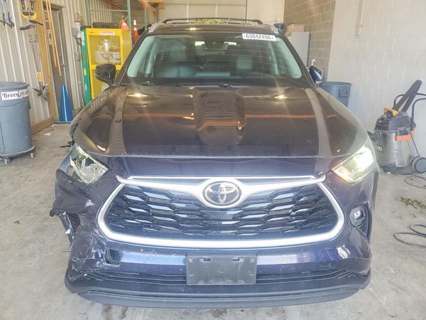 2022 TOYOTA HIGHLANDER