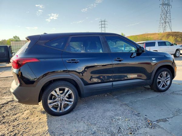 2021 KIA SELTOS LX