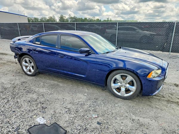 2014 DODGE CHARGER SXT