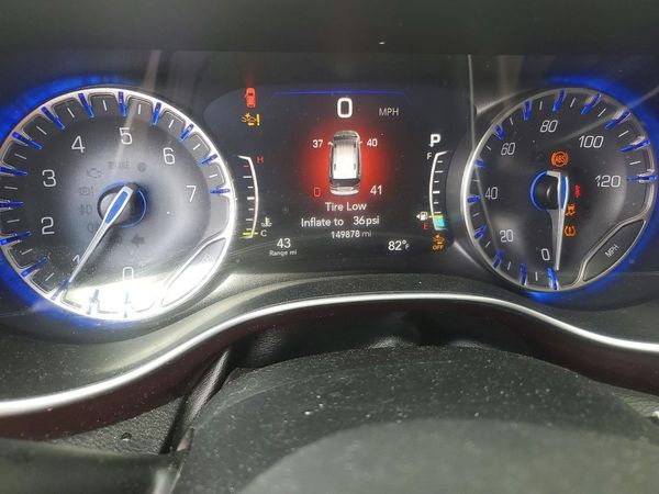 2017 CHRYSLER PACIFICA Limited
