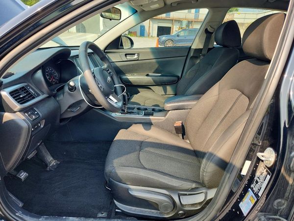 2019 KIA OPTIMA LX, S