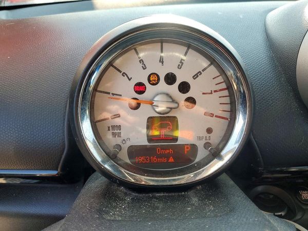 2012 MINI COOPER